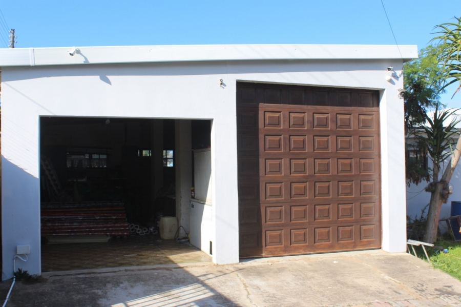 3 Bedroom Property for Sale in East Bank Eastern Cape